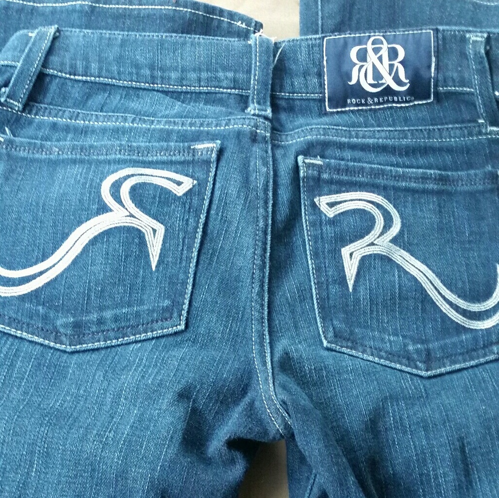 ROCK AND REPUBLIC JEANS